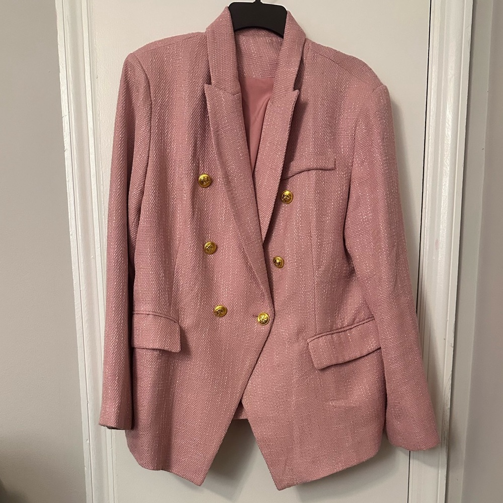 🎉 HP 12/26 🎉 Stylish Happy Sailed NWOT Pink Blazer with Gold Buttons